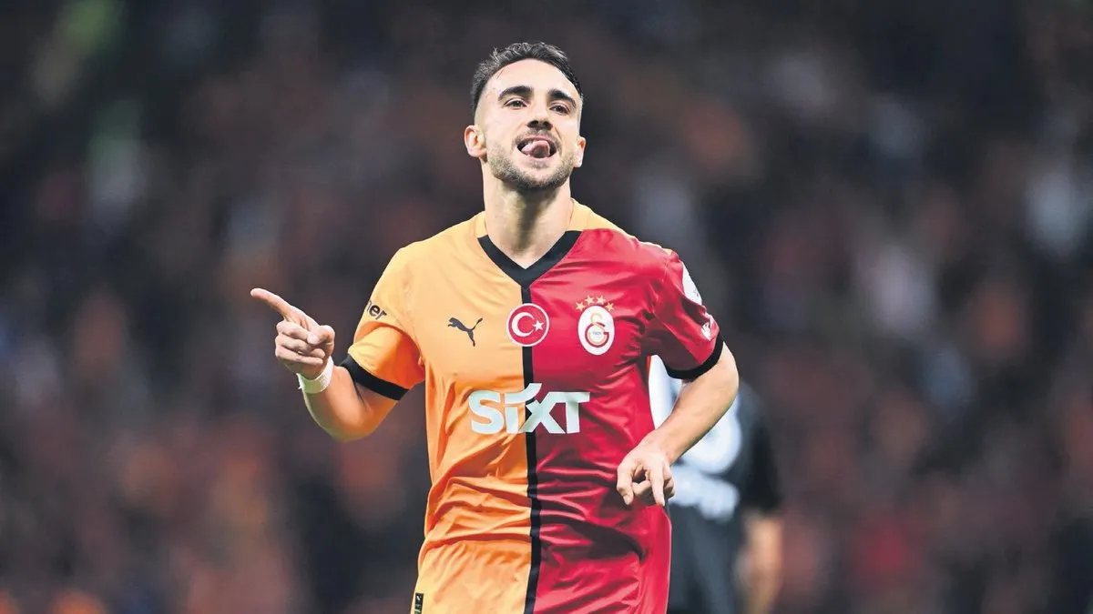 Okan Buruk gururla sunar: Yunus Akgün