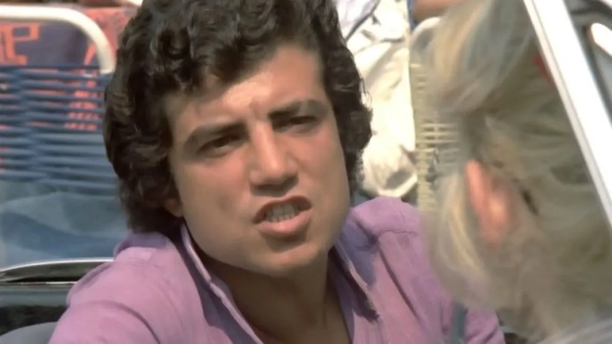 Yeşilçam’ın usta ismi Eriş Akman’ı görenler tanıyamadı! Bakın şimdi ne yapıyor?