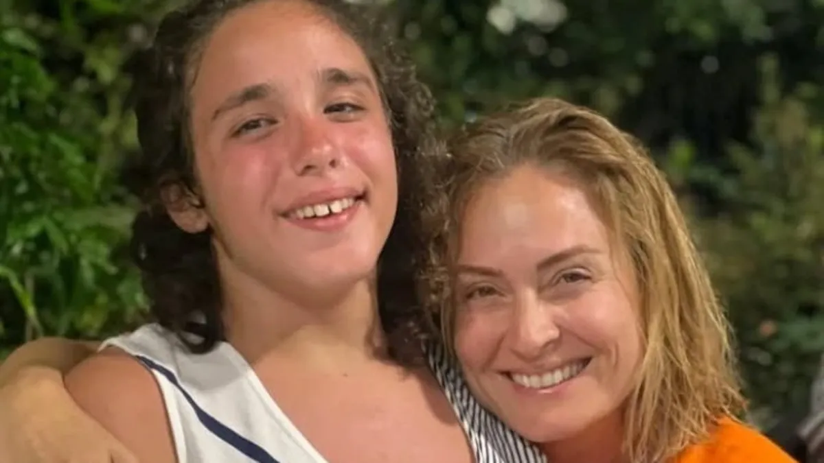 Ceyda Düvenci’nin kızı Melisa Ferdi Tayfur’u böyle andı! Babası Engin Akgün o anları paylaştı…