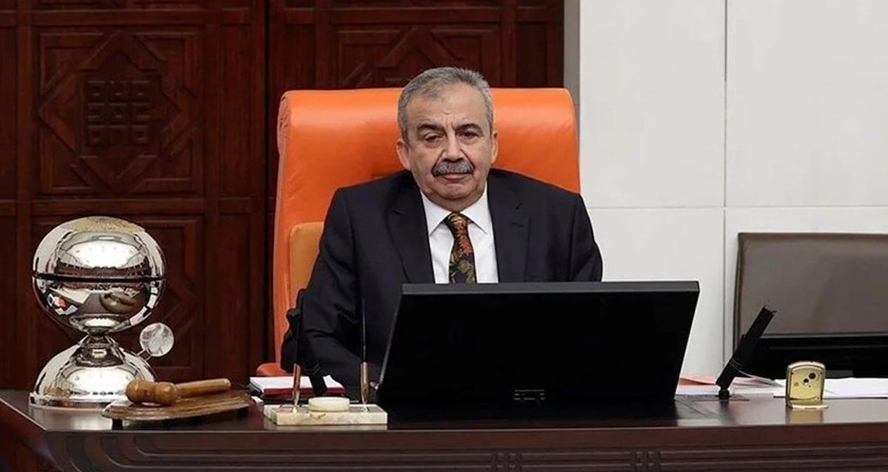 Son Dakika: Sırrı Süreyye Önder kalp krizi geçirdi